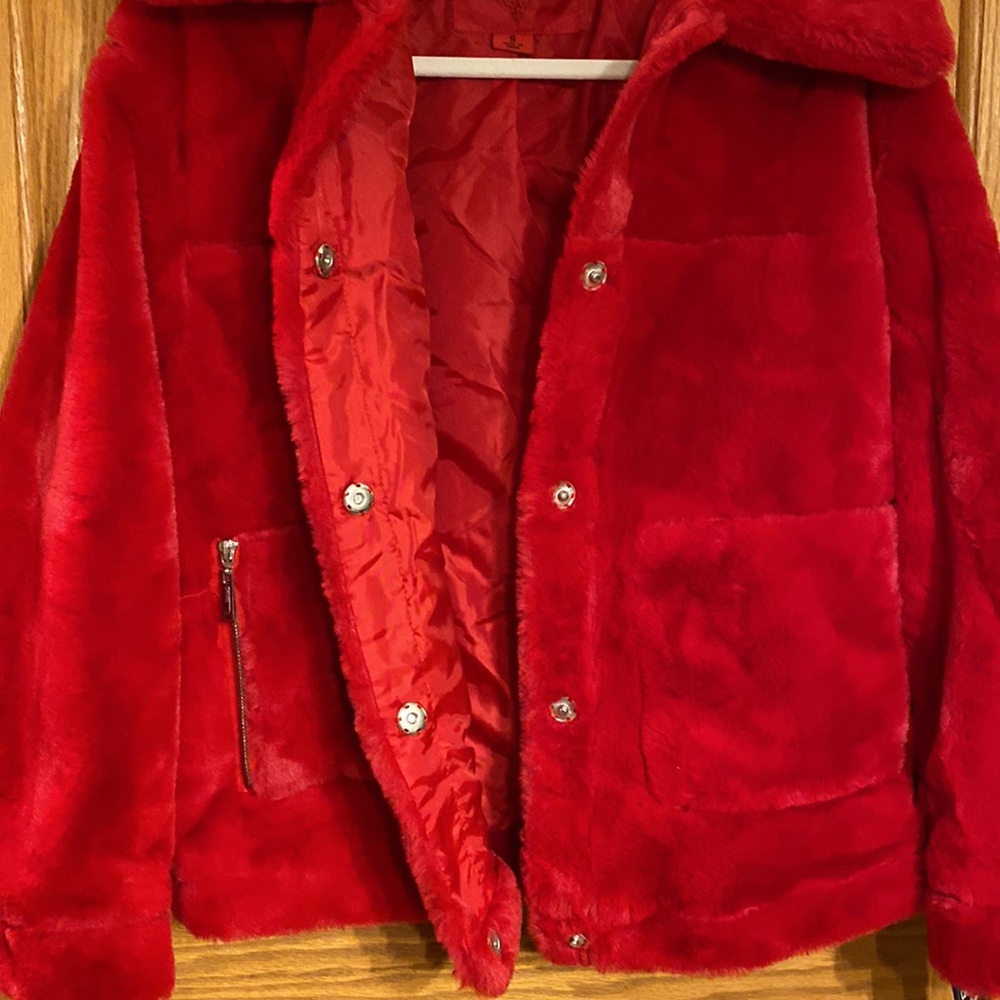JouJou Juniors red, super soft, faux fur coat with two front functional… - Picture 7 of 11
